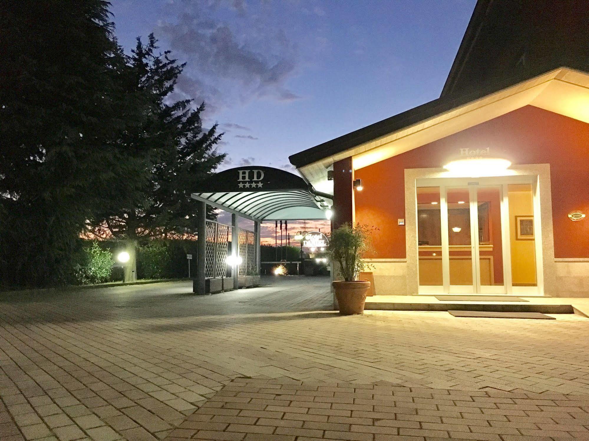 Hotel Daniel Basiano Exterior photo