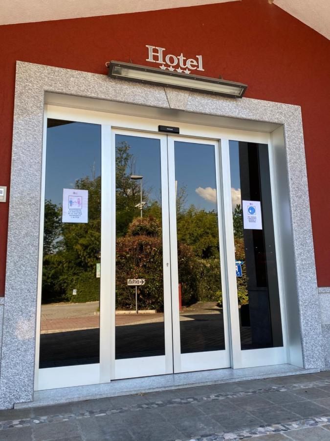 Hotel Daniel Basiano Exterior photo