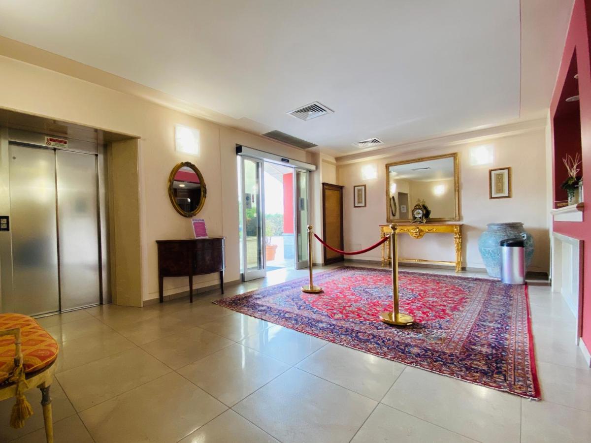 Hotel Daniel Basiano Exterior photo